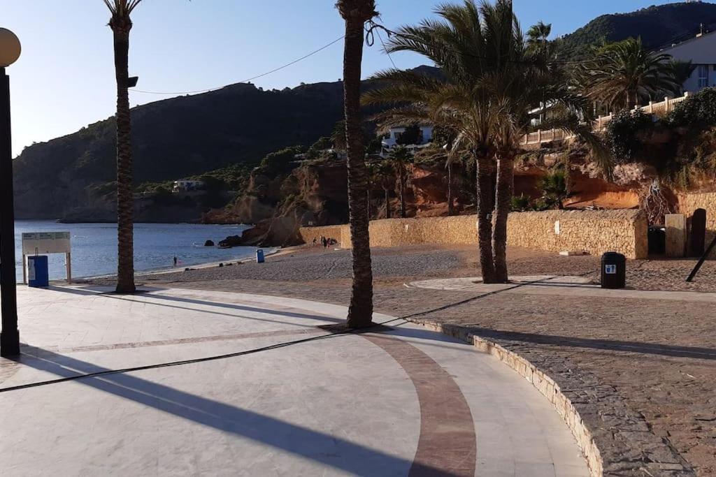 House In The Center Of Albir, 2 Min Walk From The Beach 알비르 외부 사진