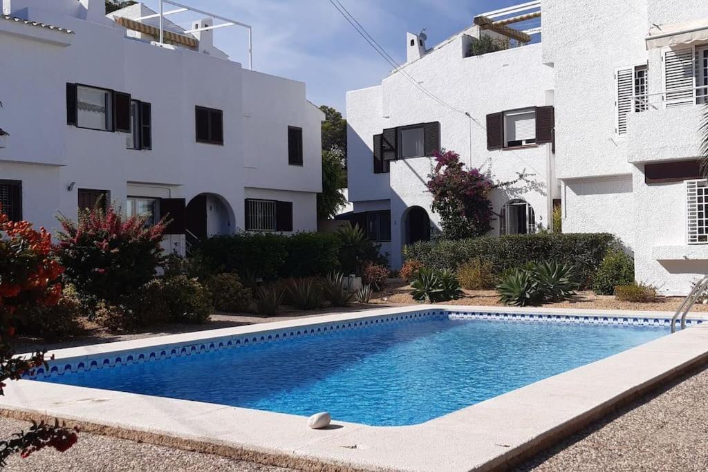 House In The Center Of Albir, 2 Min Walk From The Beach 알비르 외부 사진