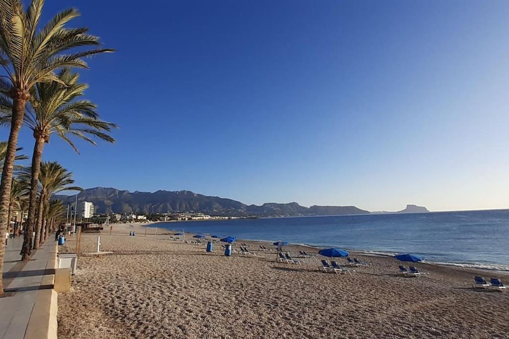 House In The Center Of Albir, 2 Min Walk From The Beach 알비르 외부 사진