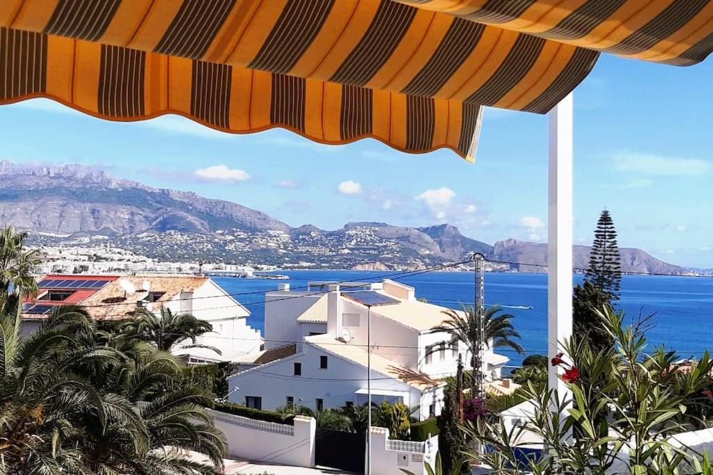 House In The Center Of Albir, 2 Min Walk From The Beach 알비르 외부 사진